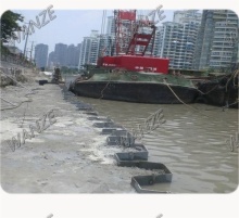Maintenance of Suzhou River, Shanghai